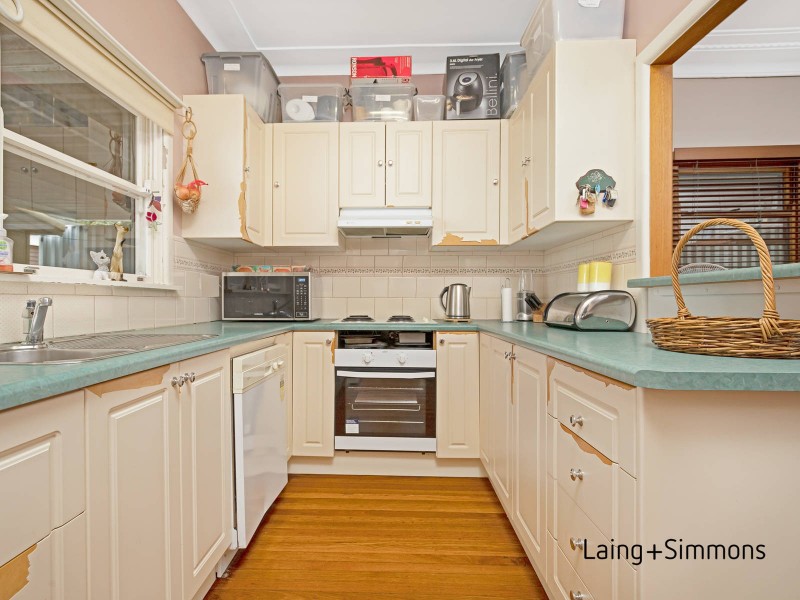 7 Cornock Avenue, Toongabbie NSW 2146