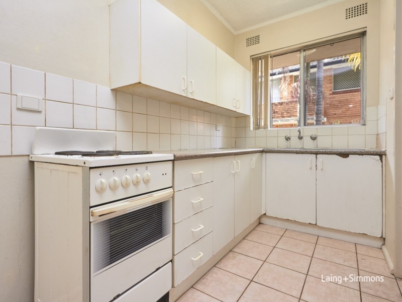 2/150 Station Street, Wentworthville NSW 2145