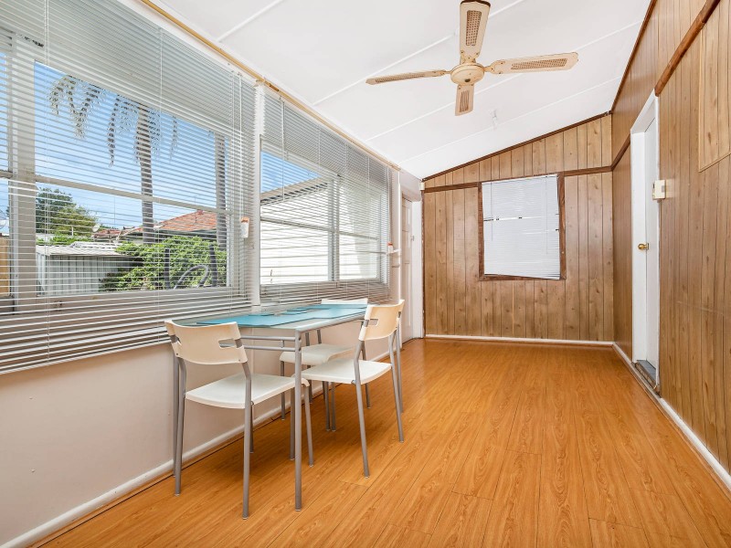 69 Ballandella Road, Toongabbie NSW 2146