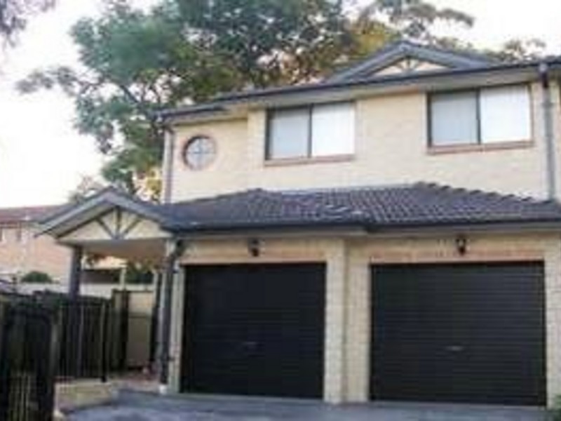 2 Levy Street, Pendle Hill NSW 2145