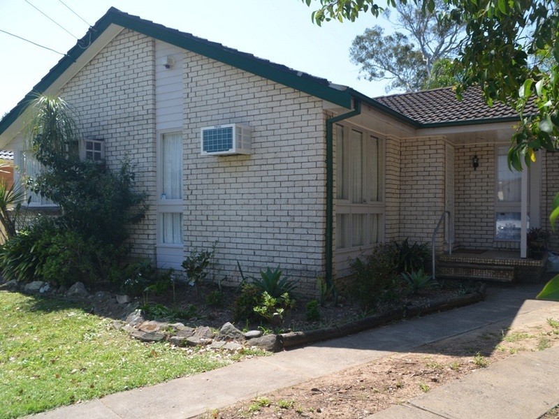 31 Woodlawn Drive, Toongabbie NSW 2146