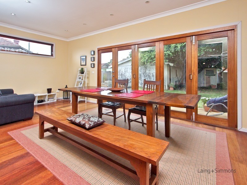 4 Bethel Street, Toongabbie NSW 2146