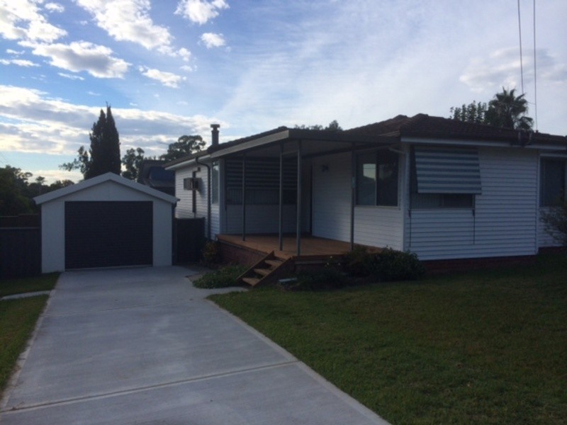 14 Sandringham avenue, Cambridge Park NSW 2747