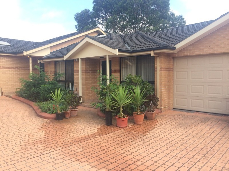 6/84 Girrwaeen Road, Girraween NSW 2145