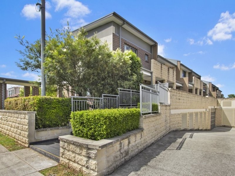 8/19-21 Hill Street, Wentworthville NSW 2145