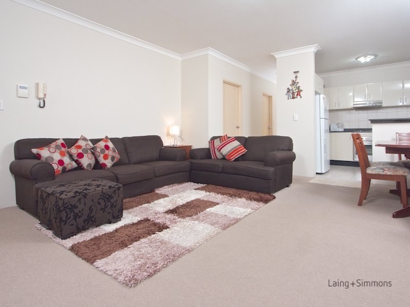 5/8-12 Alexandra Avenue, Westmead NSW 2145