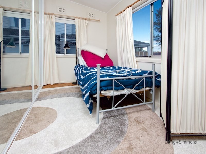 8 Springdale Road, Wentworthville NSW 2145