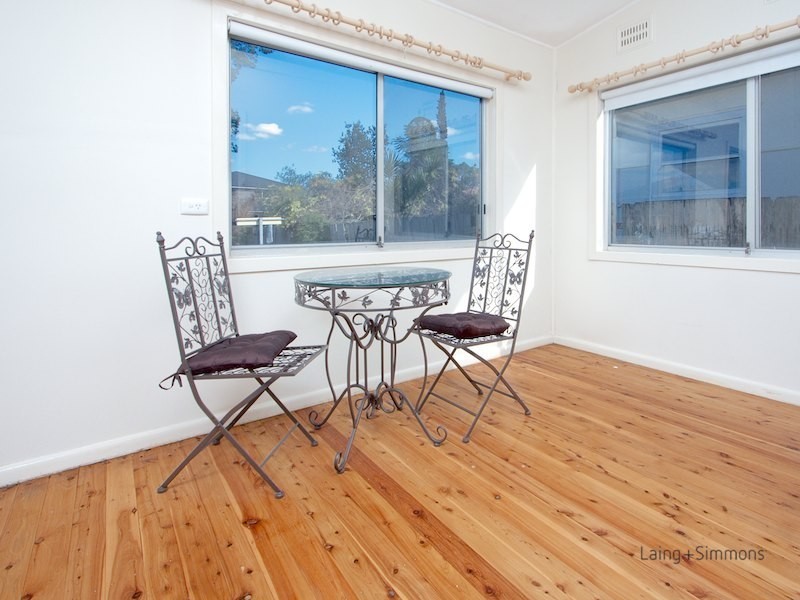 8 Springdale Road, Wentworthville NSW 2145