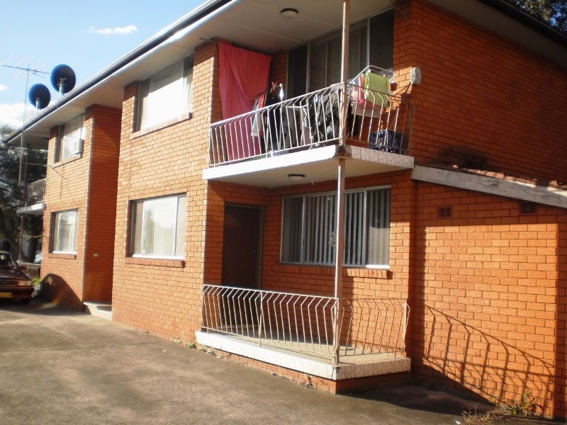 2/19 Cunningham Street, Fairfield NSW 2165