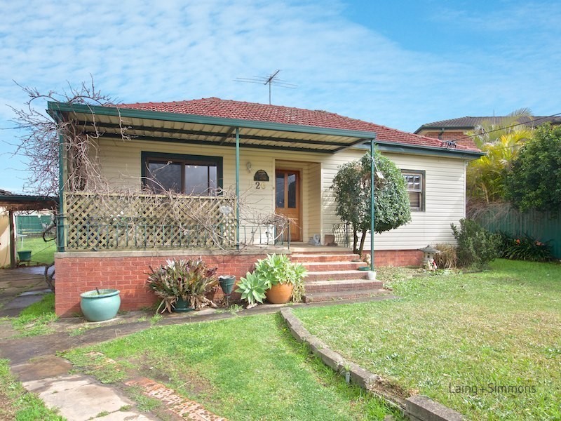 20 Dan Street, Merrylands NSW 2160