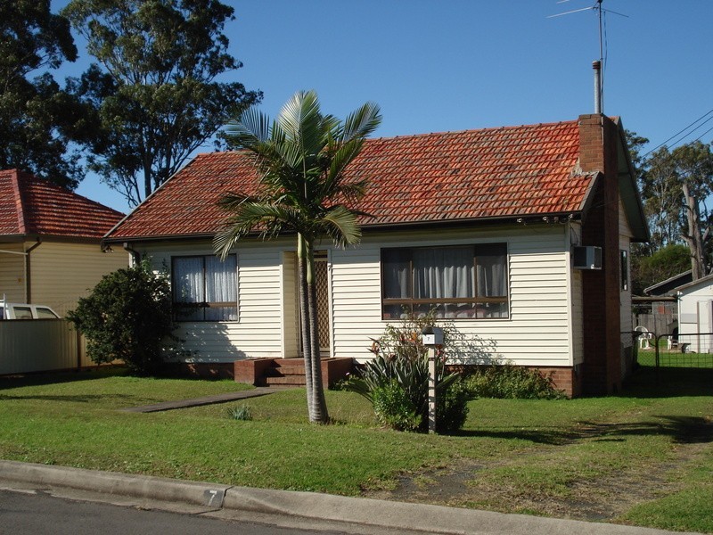 7 Jewelsford Road, Wentworthville NSW 2145