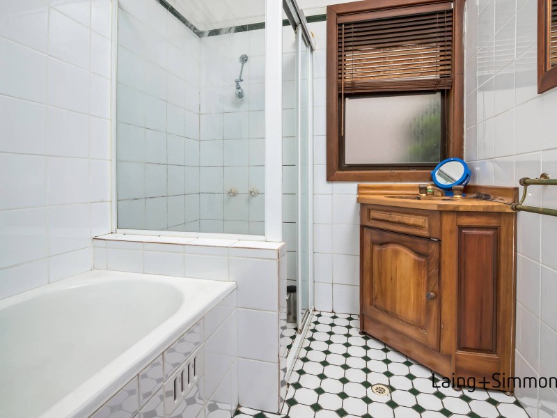 34 Rowley Street, Pendle Hill NSW 2145