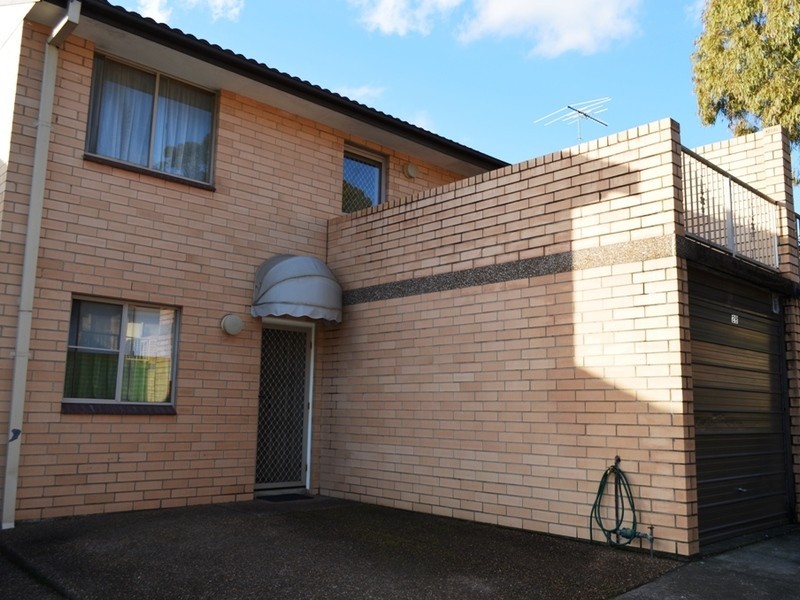 28/1 Reid Ave, Westmead NSW 2145