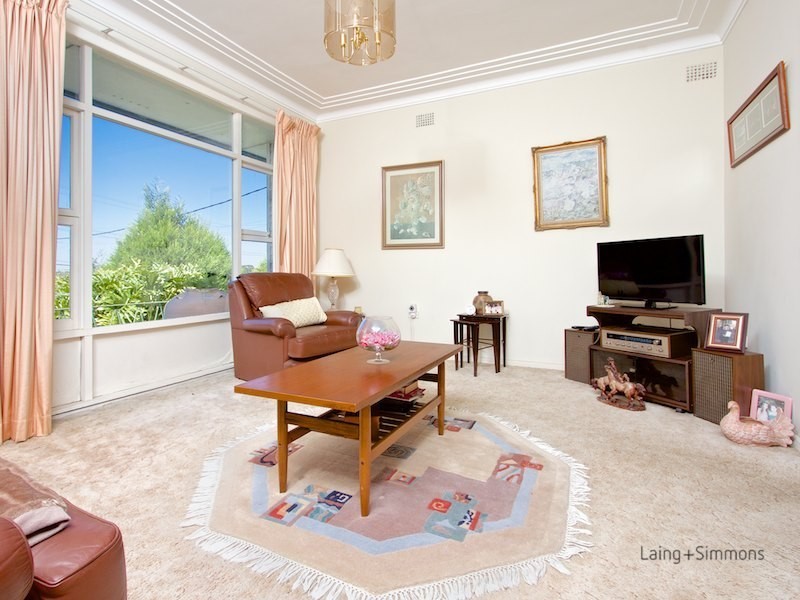 2 Calla Grove, Pendle Hill NSW 2145