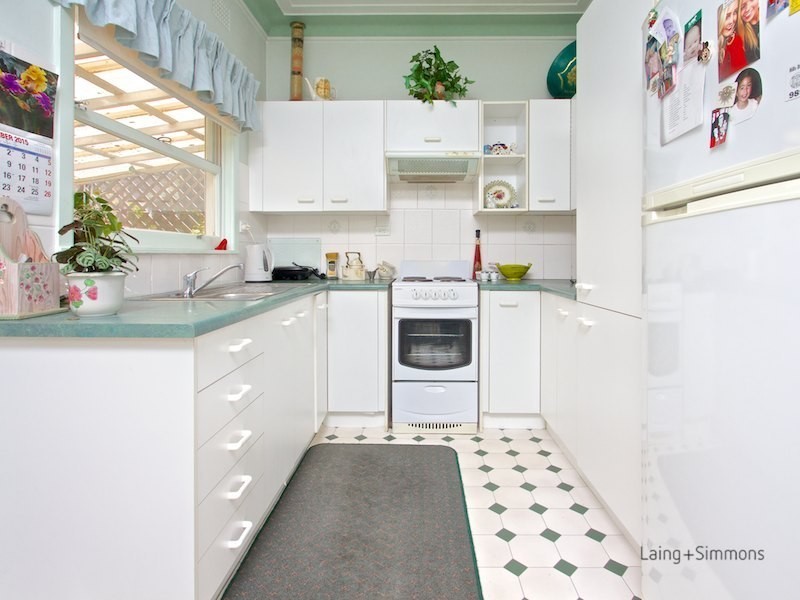 2 Calla Grove, Pendle Hill NSW 2145