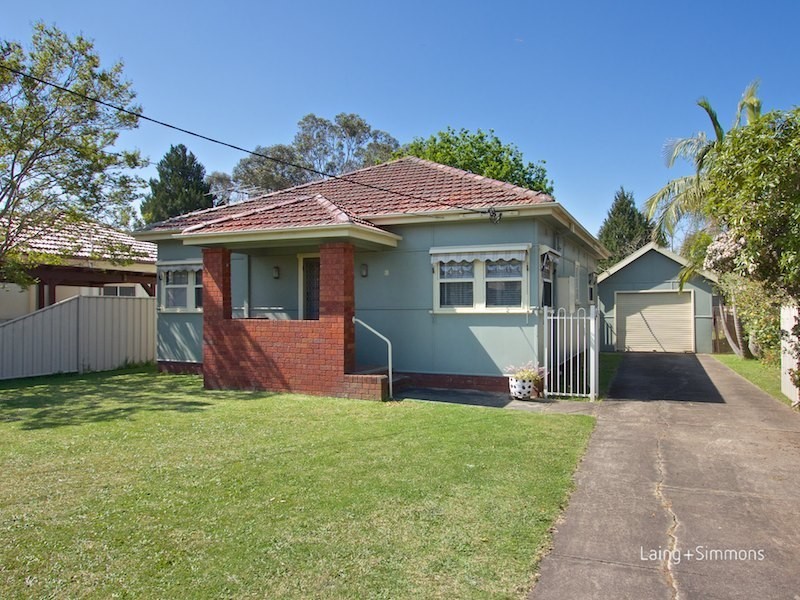 51 Fulton Avenue, Wentworthville NSW 2145