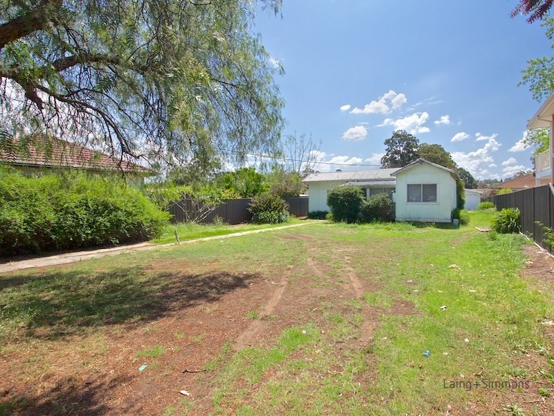 72 Fitzwilliam Road, Toongabbie NSW 2146