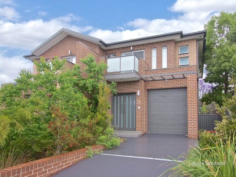 129A Fitzwilliam Road, Toongabbie NSW 2146