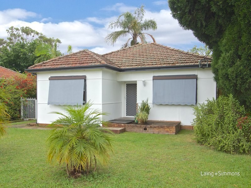 49 Fulton Avenue, Wentworthville NSW 2145