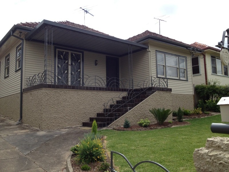 17 Burra Street, Pendle Hill NSW 2145