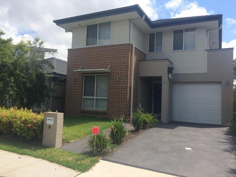 9 Burraga Way, Pemulwuy NSW 2145