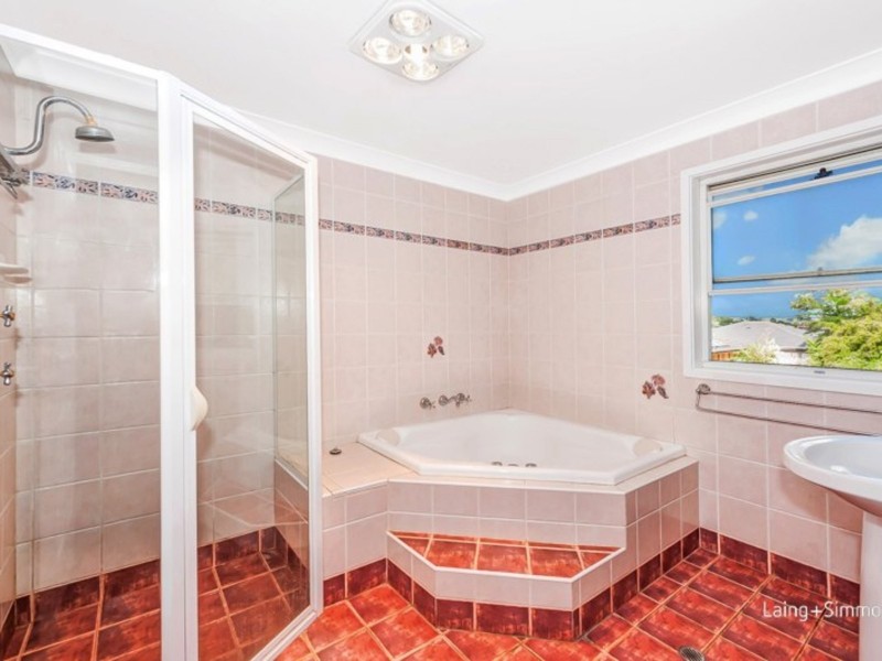 42 Tungarra Road, Girraween NSW 2145