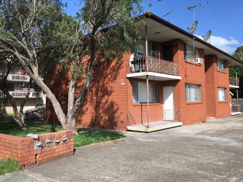 1/19 Cunningham Street, Fairfield NSW 2165