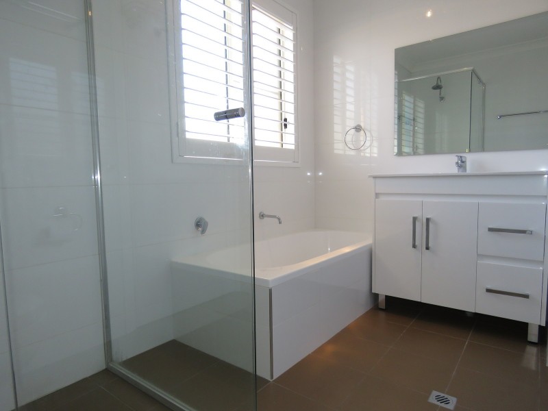 1/39b Burrabogee Road, Pendle Hill NSW 2145