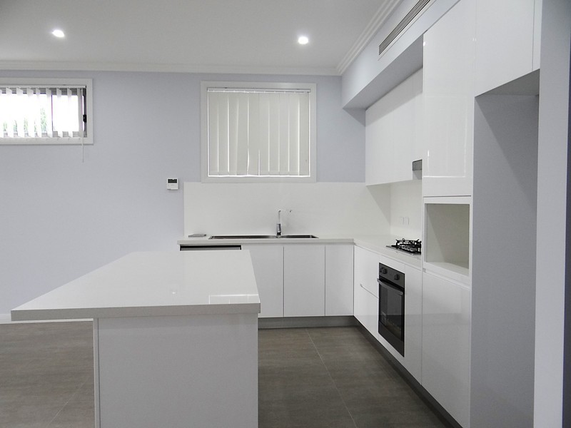 43 Pearson Street, South Wentworthville NSW 2145
