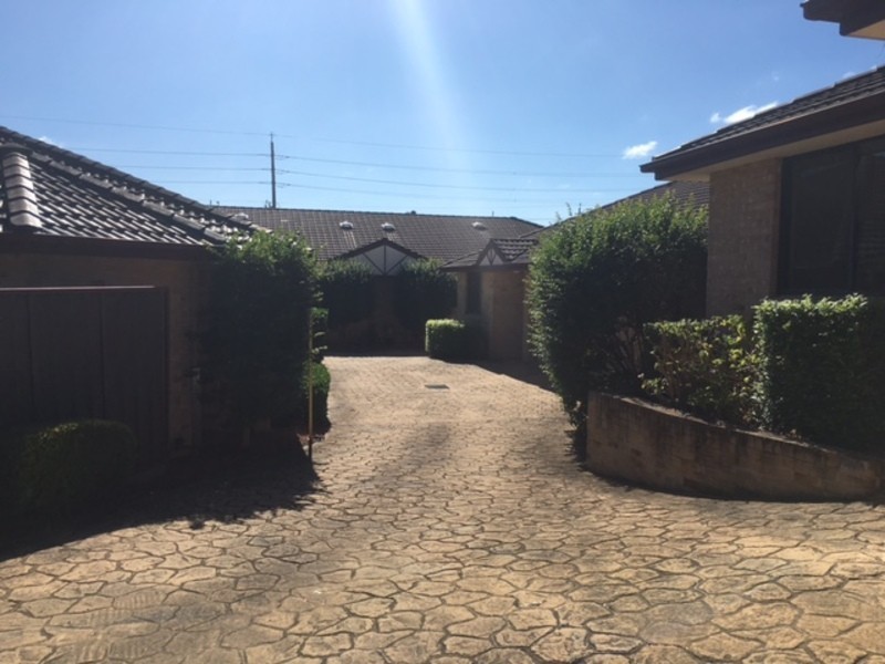 3/8-12 Fitzwilliam Road, Toongabbie NSW 2146