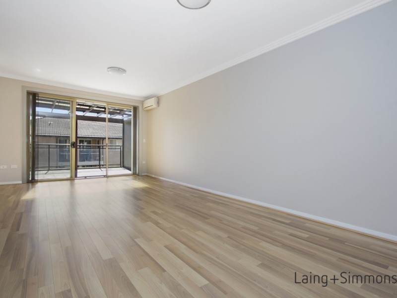 15/39-45 Lydbrook St, Westmead NSW 2145