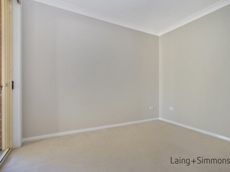 15/39-45 Lydbrook St, Westmead NSW 2145