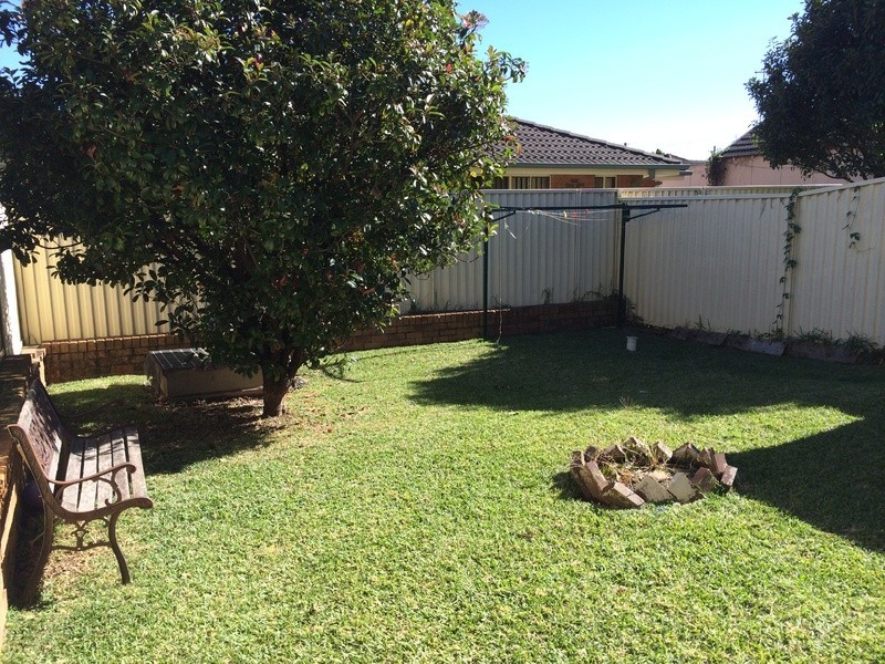 12B Pendle way, Pendle Hill NSW 2145