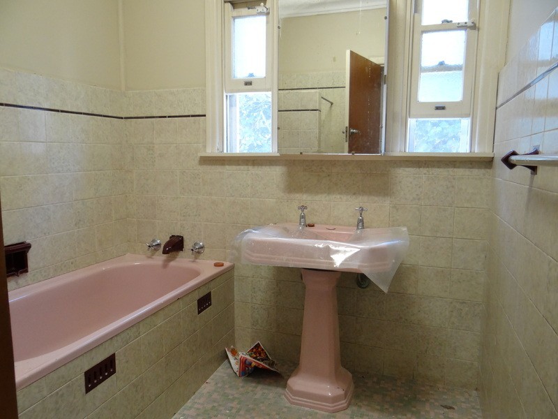 17 Grand Avenue, Westmead NSW 2145