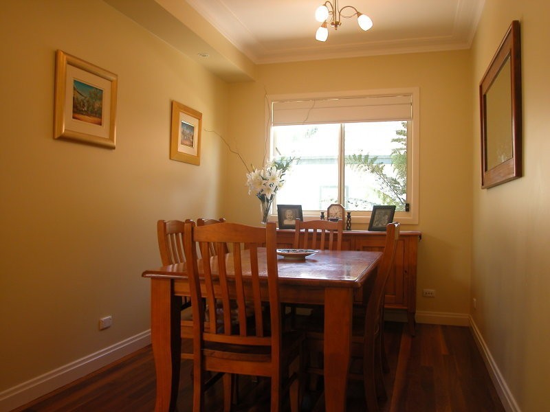 27 Birtles Avenue, Pendle Hill NSW 2145