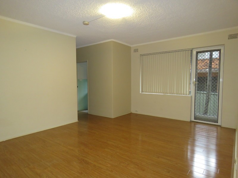 2/150 Station Street, Wentworthville NSW 2145