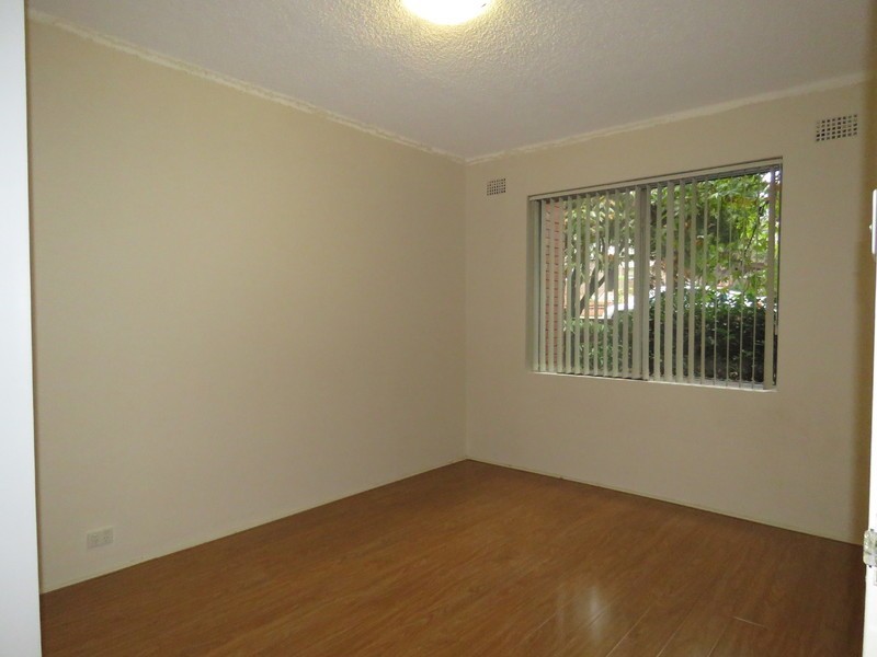 2/150 Station Street, Wentworthville NSW 2145