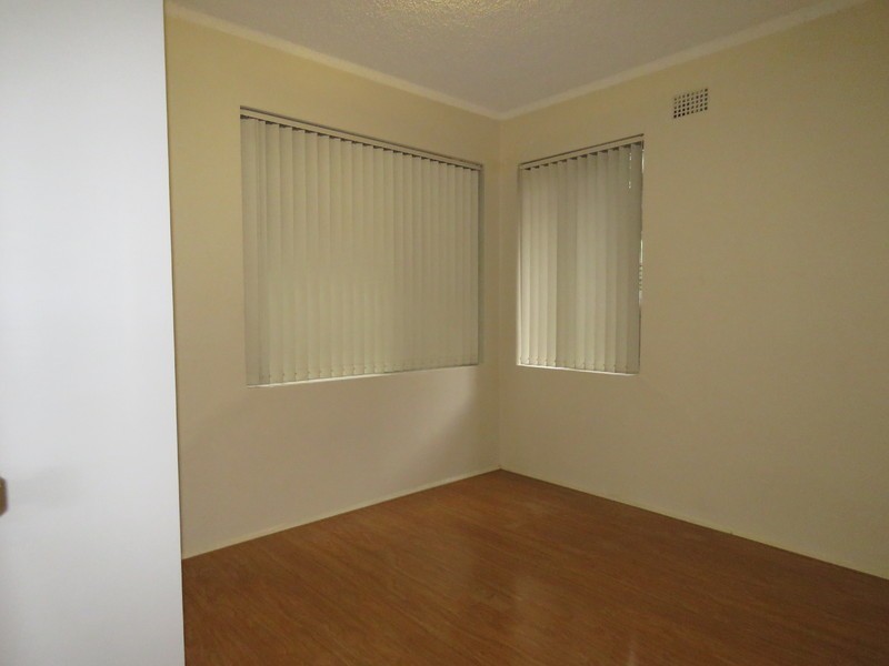 2/150 Station Street, Wentworthville NSW 2145