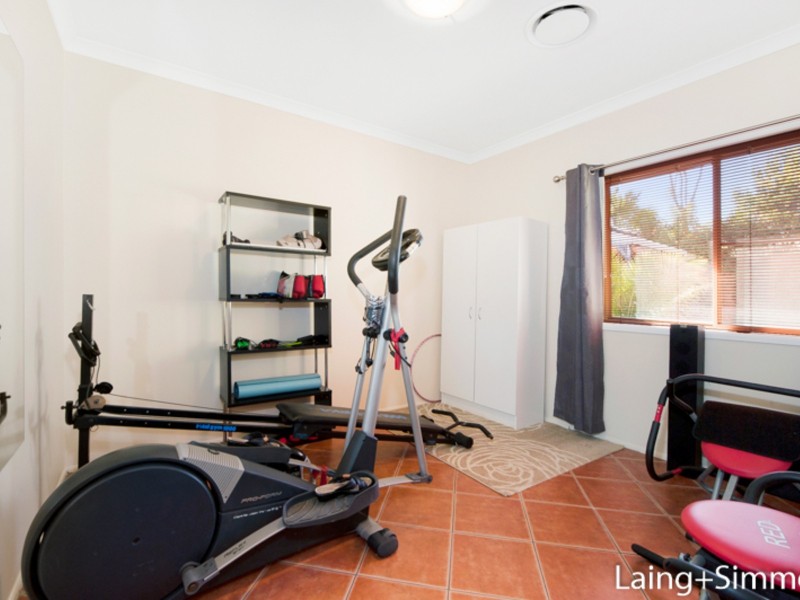 21 Birtles Avenue, Pendle Hill NSW 2145