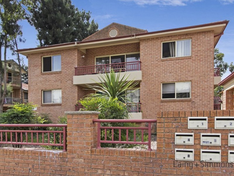 2/217 Dunmore Street, Pendle Hill NSW 2145