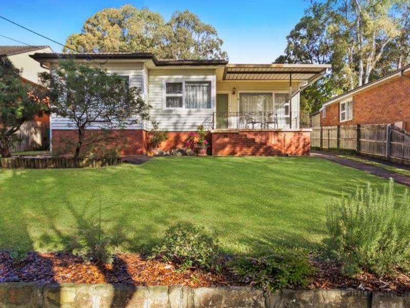 11 Favell Street, Toongabbie NSW 2146