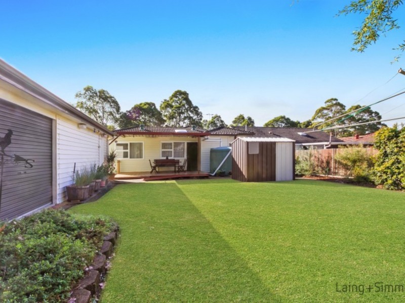 11 Favell Street, Toongabbie NSW 2146
