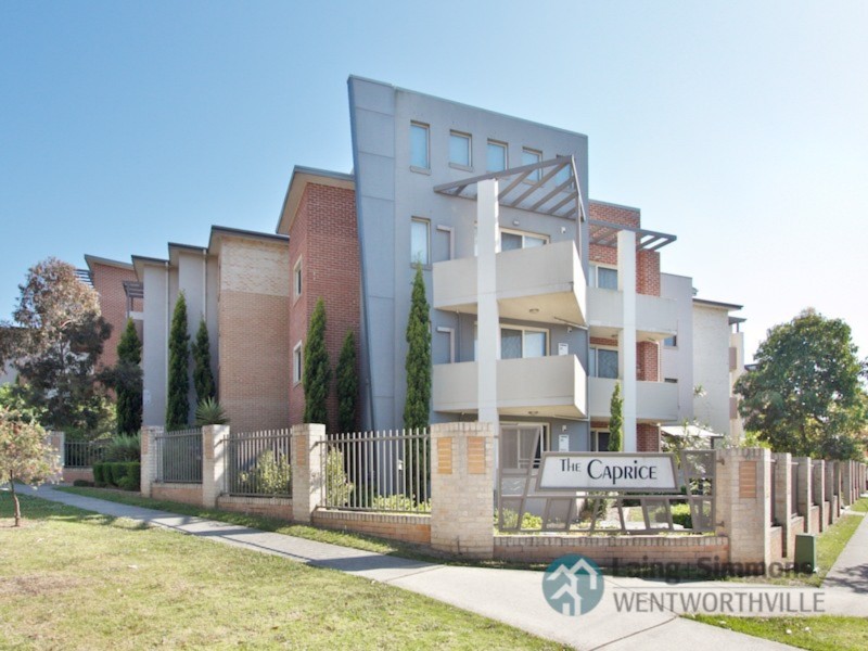 8/6-18 Redbank Road, Northmead NSW 2152