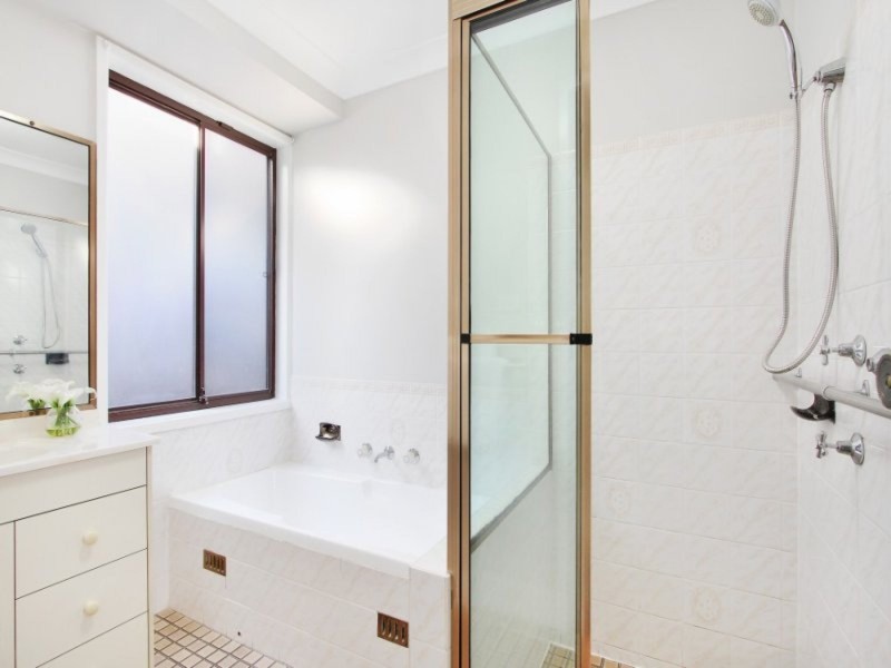 16 Shortland Place, Doonside NSW 2767