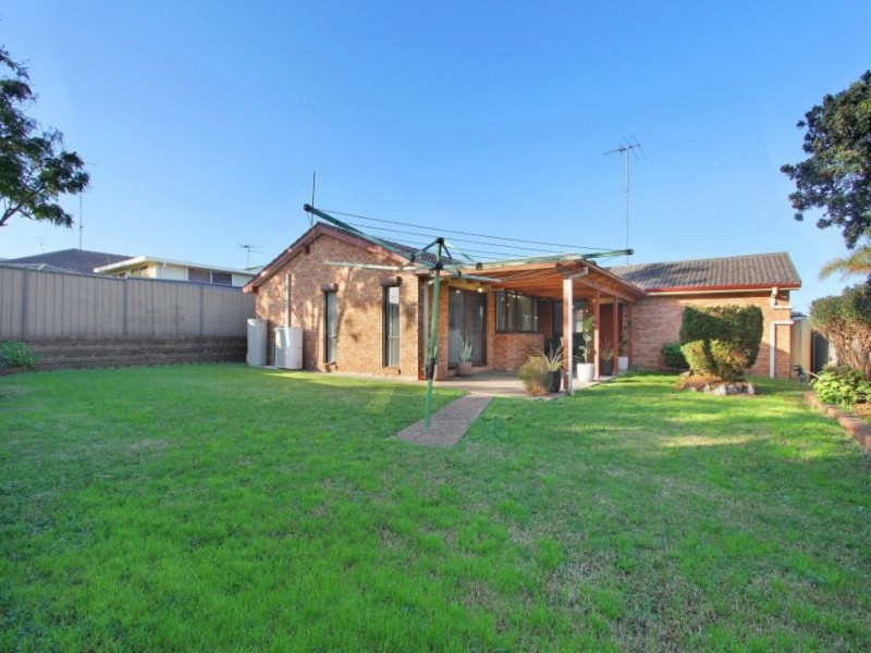 16 Shortland Place, Doonside NSW 2767