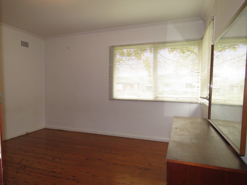 33 Greenleaf Street, Constitution Hill NSW 2145