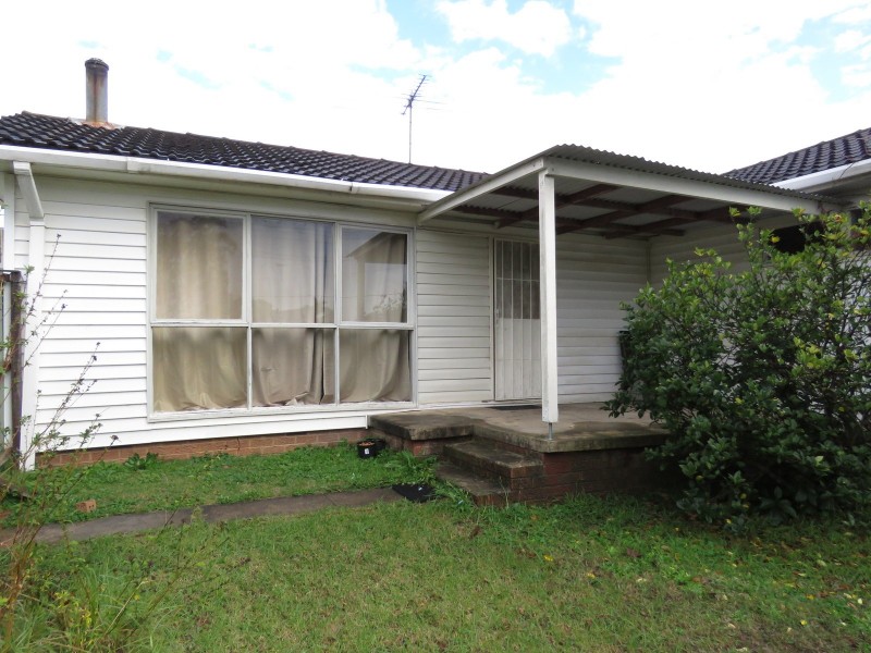 33 Greenleaf Street, Constitution Hill NSW 2145