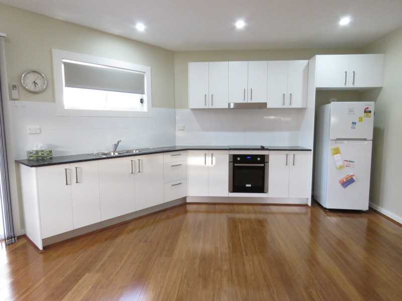1a Illoca Place, Toongabbie NSW 2146