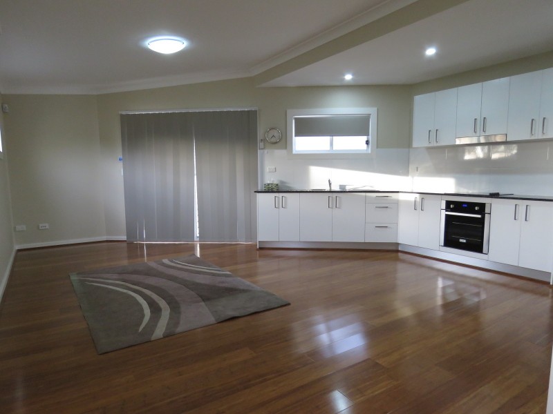 1a Illoca Place, Toongabbie NSW 2146