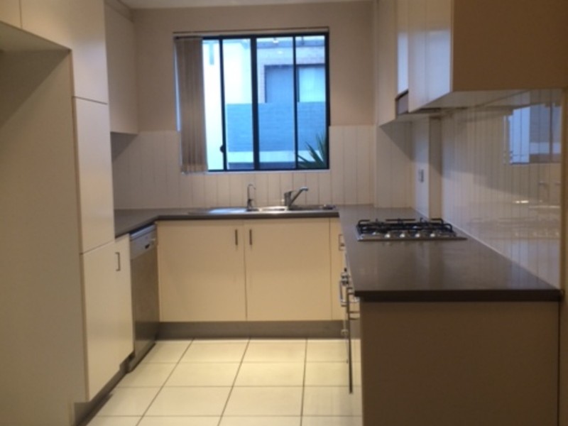 73/6-18 Redbank Road, Northmead NSW 2152